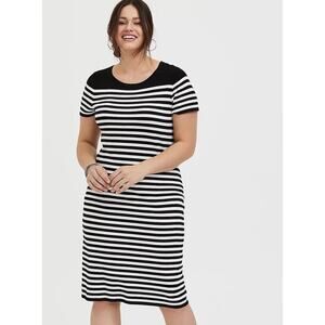 Torrid Stripe Shift Dress 1X Round Neck Short Sleeve